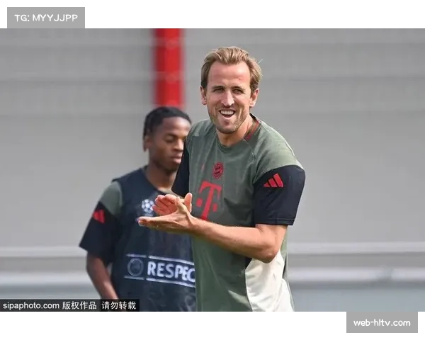 拜仁慕尼黑球员凯恩积极参与球队社区读书日活动展现关爱与责任